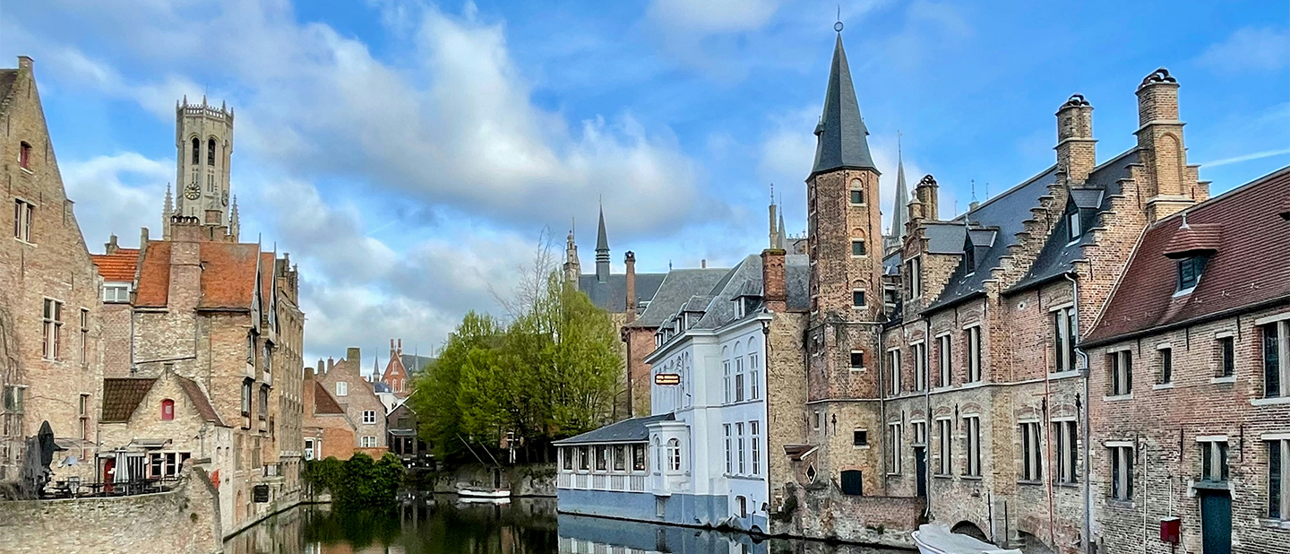 Canales de Brujas en la región de Benelux, mercado estratégico para la distribución y presencia internacional del grupo Ferrer.
